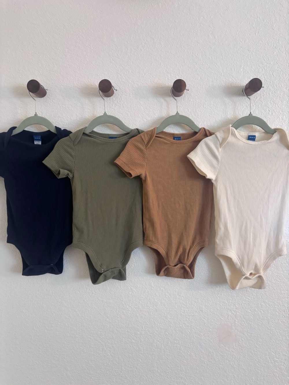 Old Navy Baby Short Sleeve Ribbed Bodysuits